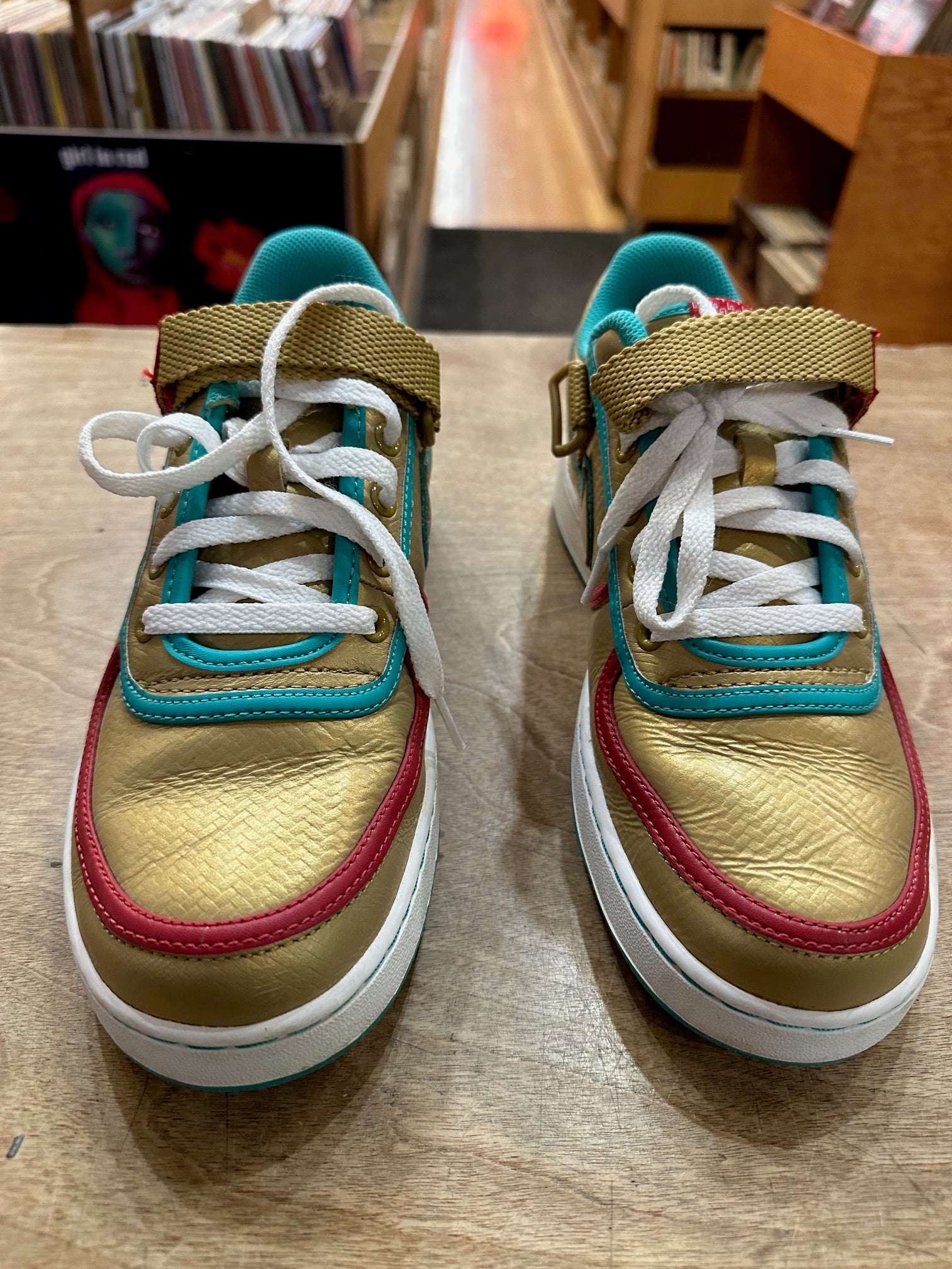 RARE MINT 2006/2007 Nike Vandal Low Women Shoes Gold / Red / Green