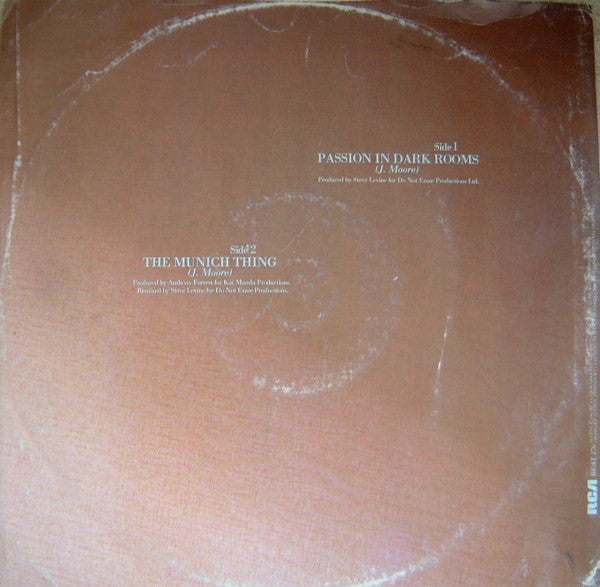 The Mood - Passion In Dark Rooms - Mint- EP Record 1982 RCA UK Original Vinyl - New Wave /Synth-pop - Shuga Records