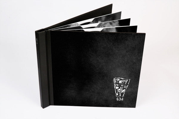 Pearl Jam - Pearl Jam The Vault Series #4 - Mt. Baker Theater 5/10/00 - Mint- 3 LP Record 2014 Ten Club Pearl Jam Fan Club USA 180 gram Vinyl - Rock / Pop Rock / Grunge - Shuga Records