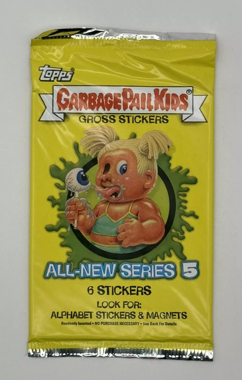 1) One Pack - New Sealed 2006 TOPPS Garbage Pail Kids SERIES 5 GPK