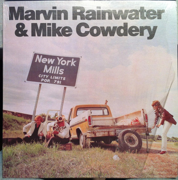 MARVIN RAINWATER & MIKE COWDERY country music is alive & well LP Mint- 1981