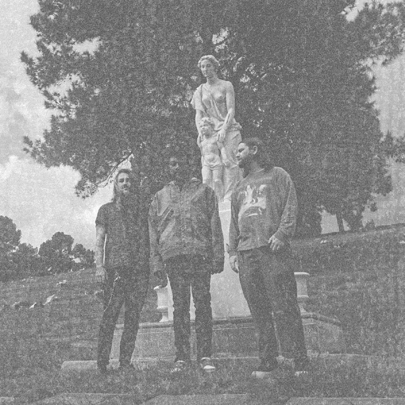 GOTHBOICLIQUE feat. Horse Head, Lil Tracy, Nedarb - Under Your Spell - New EP Record 2023 Eyeball Clear Vinyl - Emo Rap / Rock - Shuga Records