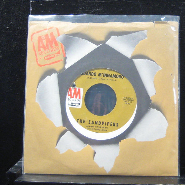 The Sandpipers - Quandro M'Innamoro / Wooden Heart 7" Mint- 939 Vinyl 45 - Shuga Records