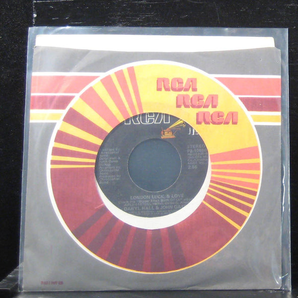 Daryl Hall & John Oates - Rich Girl 7" VG+ GB-11324 Vinyl 45 Golden Greates - Shuga Records