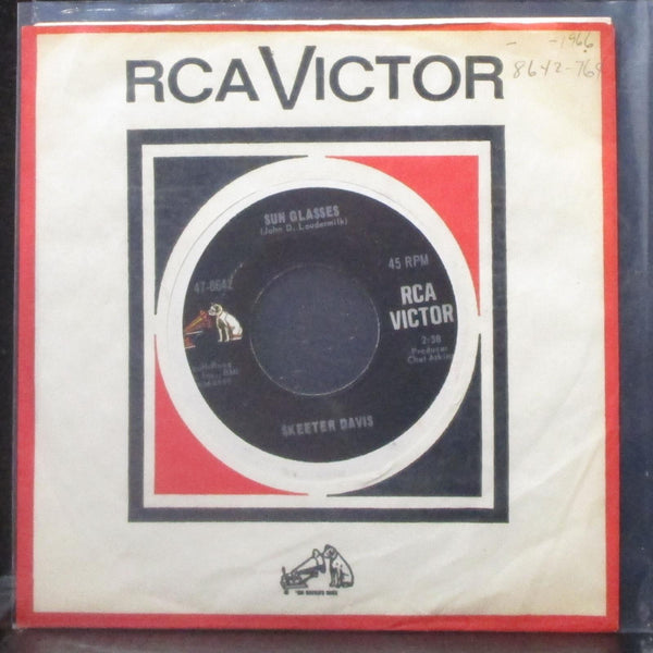 Skeeter Davis - Sun Glasses / He Loved Me Too Little 7" Mint- Vinyl 45 RCA 1965 - Shuga Records