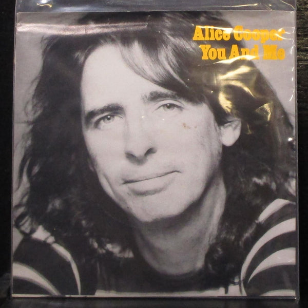 Alice Cooper - You And Me / It's Hot Tonight 7" Mint- Promo Vinyl 45 WBS 8349 - Shuga Records