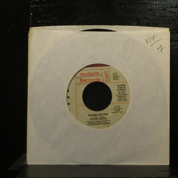 Stevie Nicks  Rooms On Fire VG+ 7" Vinyl 45 - Shuga Records