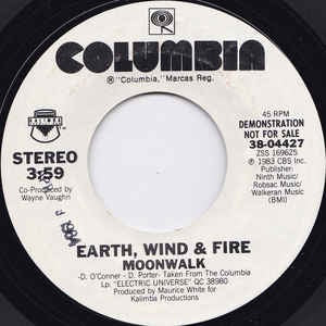 Earth, Wind & Fire ‎– Moonwalk - M- 7" Single 45RPM 1983 Columbia USA - Funk/Soul