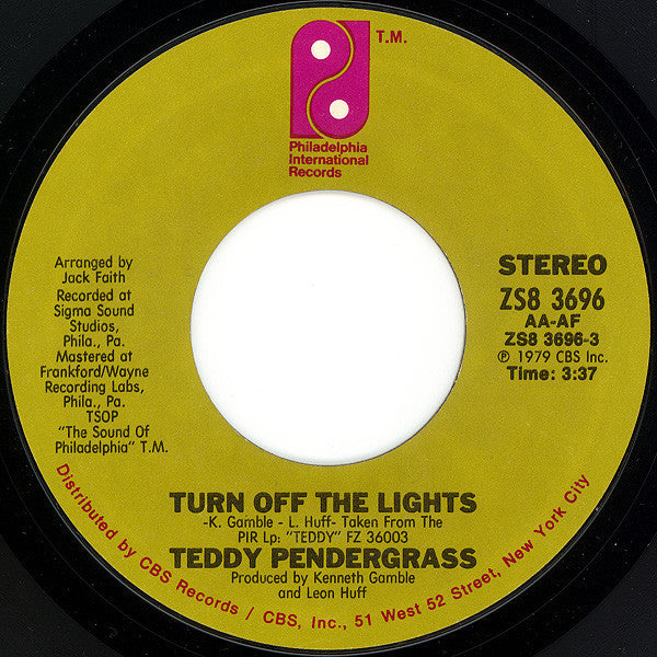 Teddy Pendergrass - Turn Off The Lights / If You Know Like I Know VG+ - 7" Single 45RPM 1979 Philadelphia Interntional USA - Disco