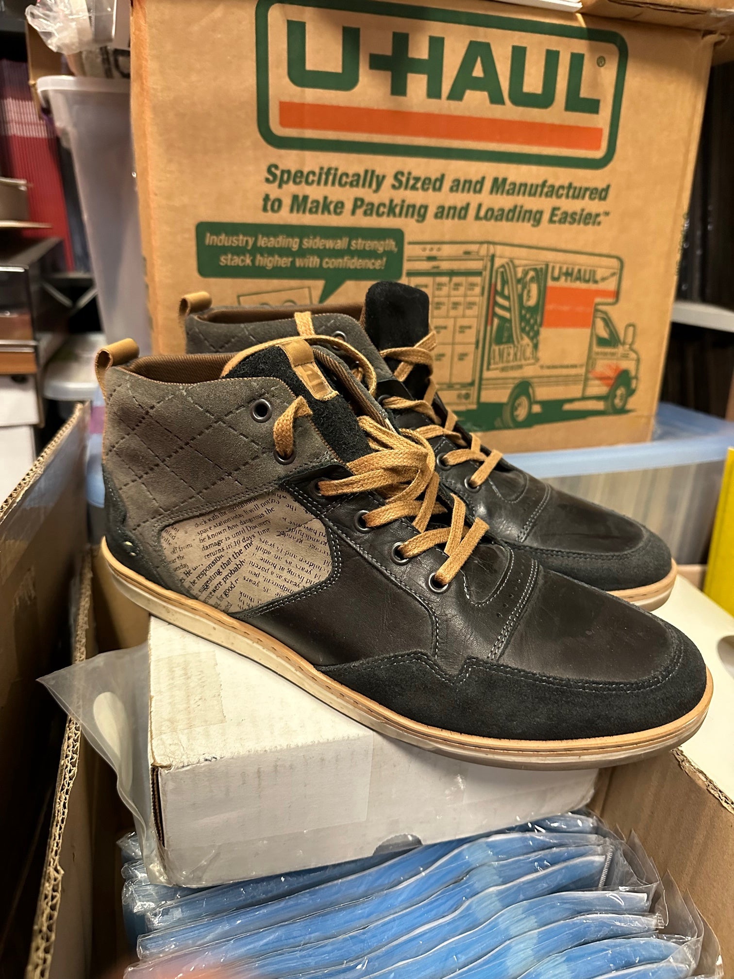 Men's Bull Boxer Solutos Leather Boots - Size 12 - Shuga Records
